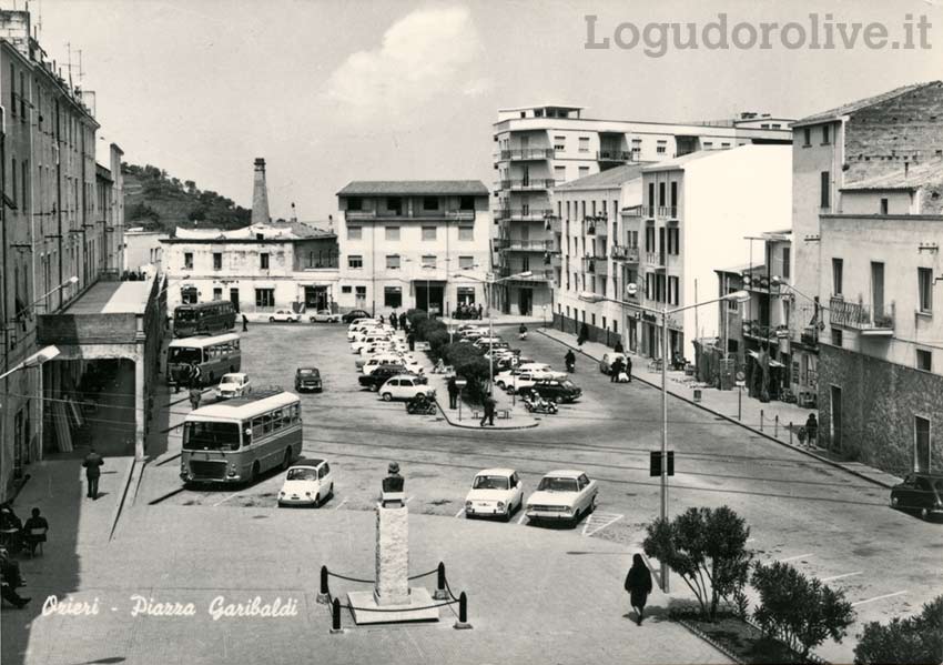 Piazza Garibaldi 60 02