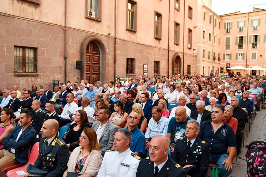 Sassari, il Candeliere d'oro speciale a Mario Segni 4 Pubblico Candeliere dOro Sassari