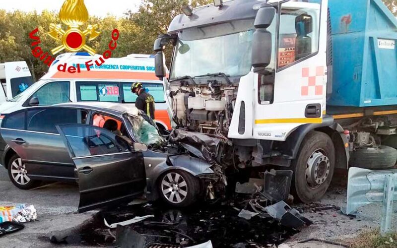 Incidente bivio Fonni Statale 389 Var