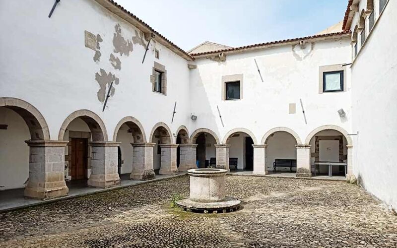 Chiostro San Francesco