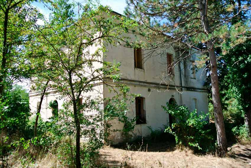 Casa parrocchiale Foresta Burgos