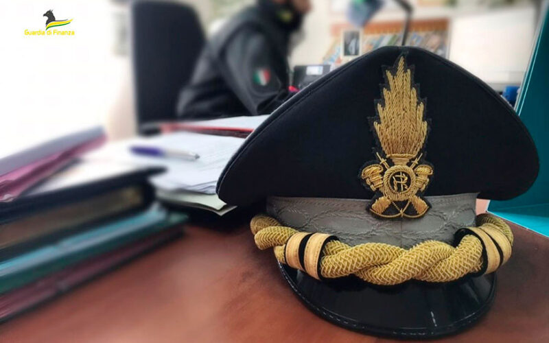 Guardia di Finanza cappello