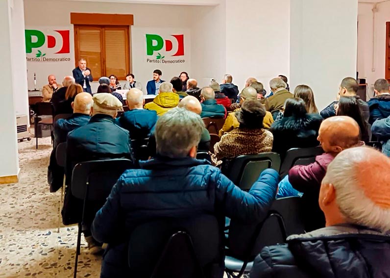 Assemblea pubblica Pd Nuoro