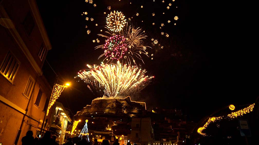 Capodanno Castelsardo fuochi dartificio