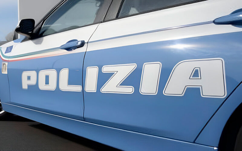 Polizia Stato auto