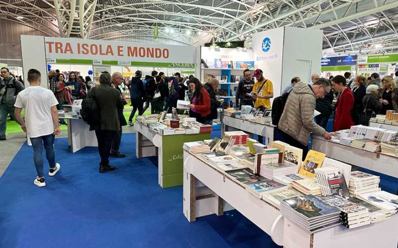 Salone libro 2023 stand AES