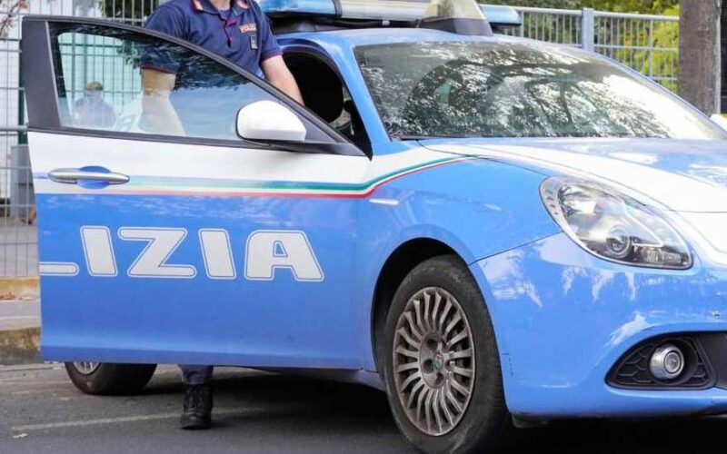 Polizia di Stato auto