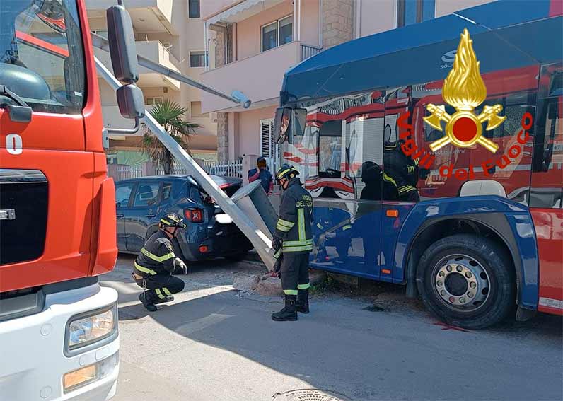 Alghero incidente bus