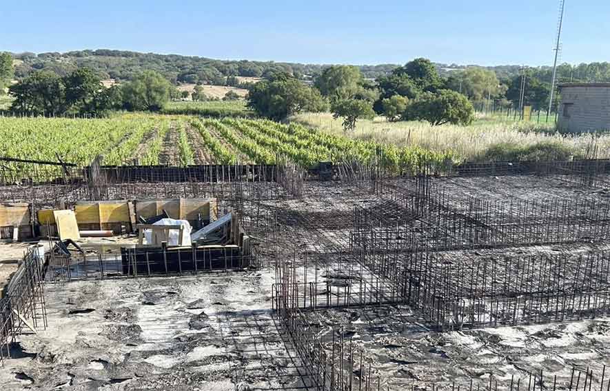 Attentato incendiario a Monti, preso di mira il cantiere della foresteria 1 Foresteria Monti