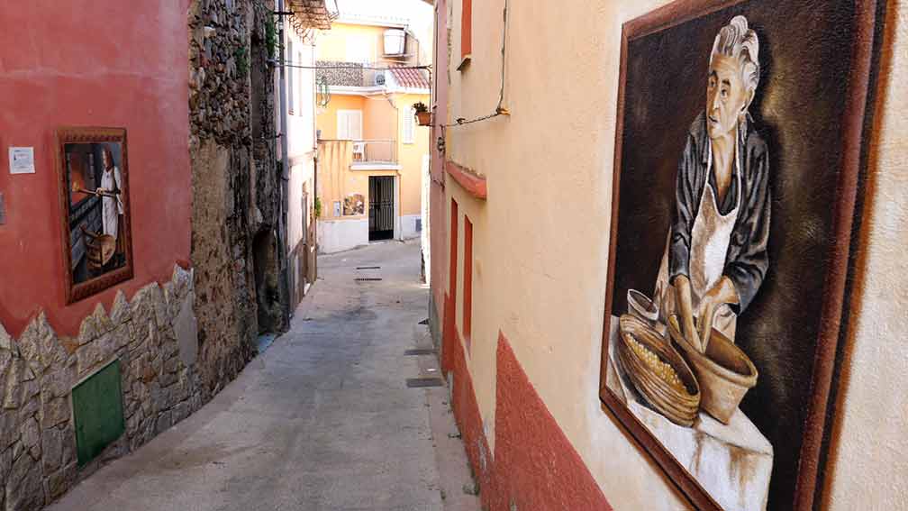 Nel fine settimana a Loceri la 7ª edizione di Art-Festival 2 Loceri murale