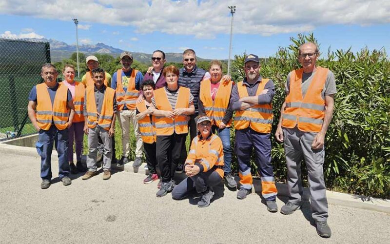 Operai cantiere verde Monti