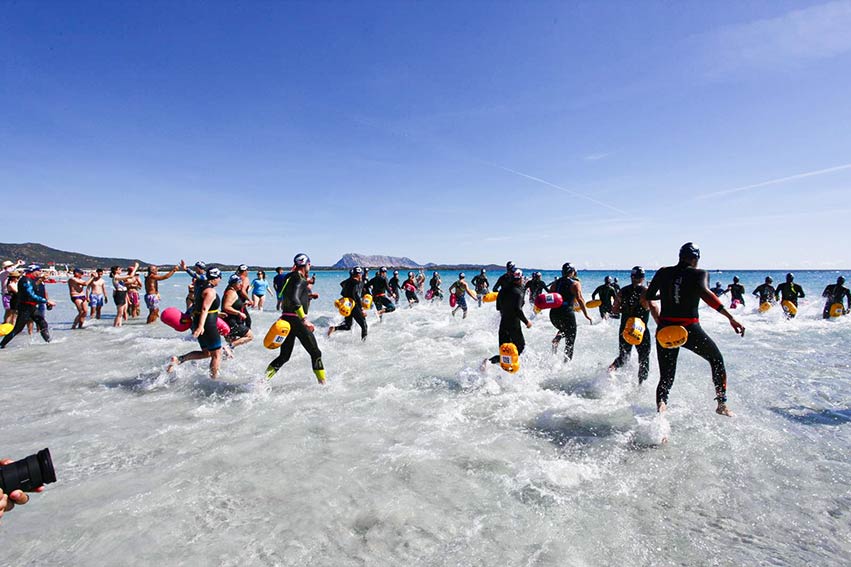 Swimtheisland Sardegna, nelle acque di San Teodoro Castello e Petrolli vincono la Combined e la Long 2 Swimtheisland Sardegna San Teodoro 2025