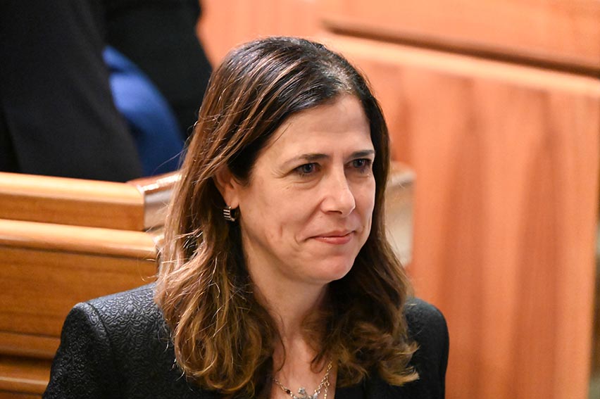 Decadenza Todde, Forza Italia: «La commedia è finita. Ora venga data la parola ai sardi». 2 Todde