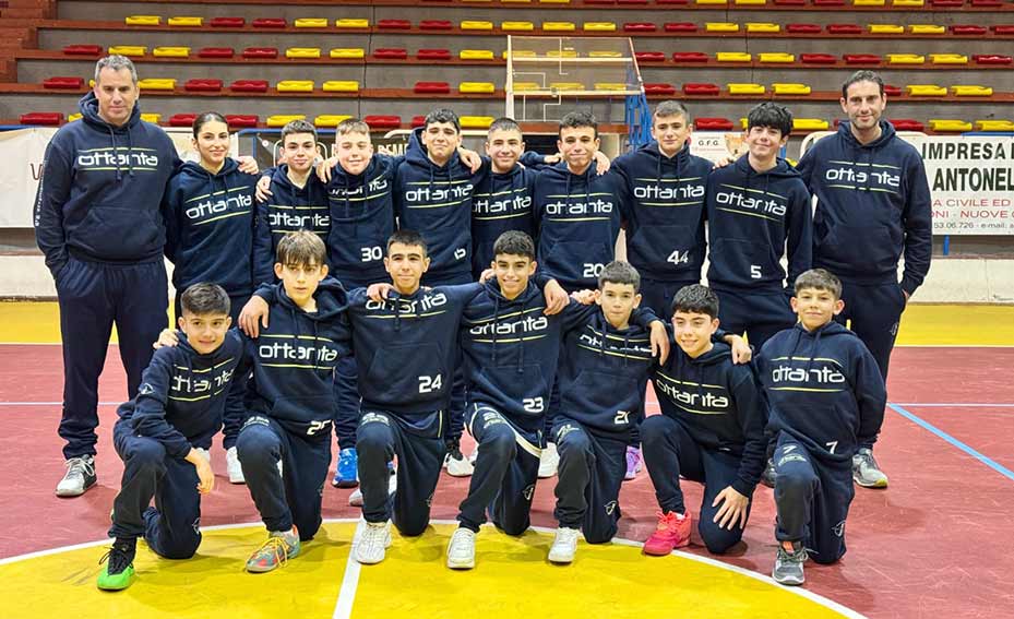 L'80&Co. Basket Ozieri si gode la vittoria del campionato regionale Under 15 e guarda avanti 1 Under 15 80Co. Basket Ozieri