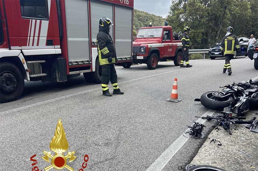 Scontro auto-moto tra Sorgono e Austis, grave il centauro 1 incidente Sorgono Austis