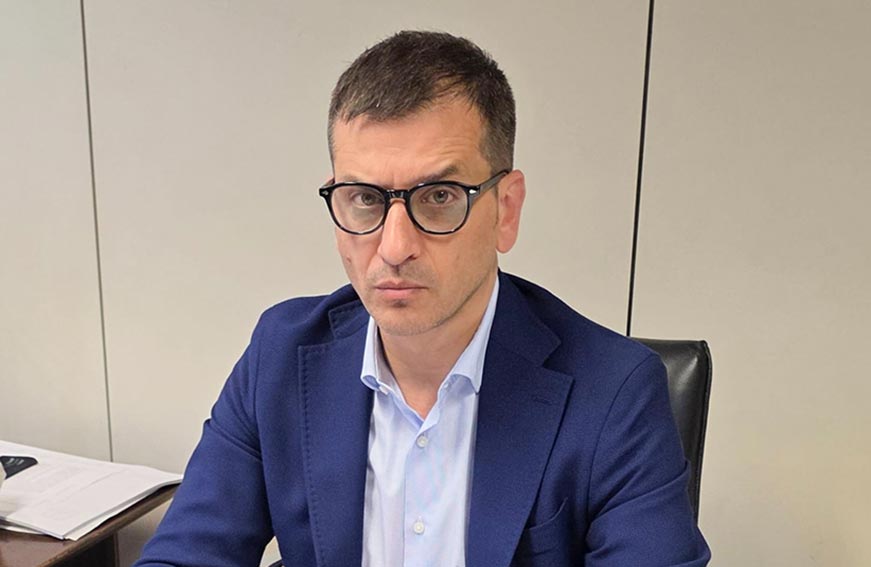 Legge "fine vita" in Sardegna, Meloni (FdI): «Certa l'impugnazione da parte del Governo» 1 Corrrado Meloni FDI