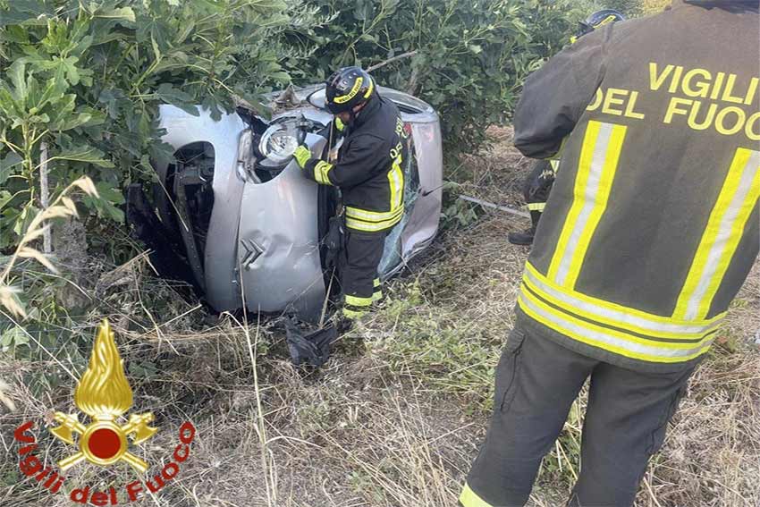 Ossi. Auto si ribalta sulla Sp 3, tre ragazzi all'ospedale 1 Incidente Sp 3 Ossi Muros