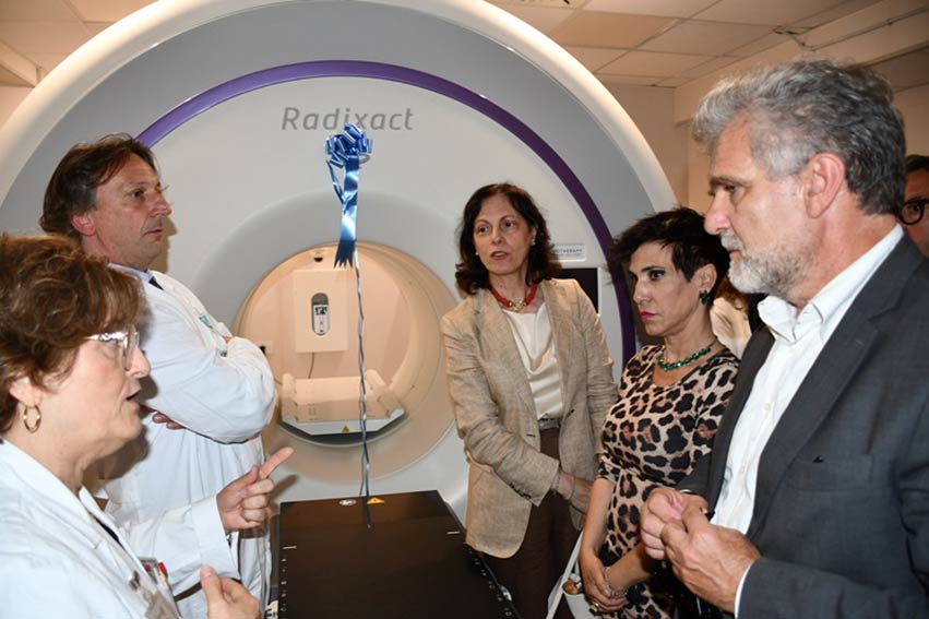 Lotta ai tumori, all'Aou di Sassari in funzione la nuova tomoterapia Radixact 1 Nuova tomoterapia Radixact Aou Sassari