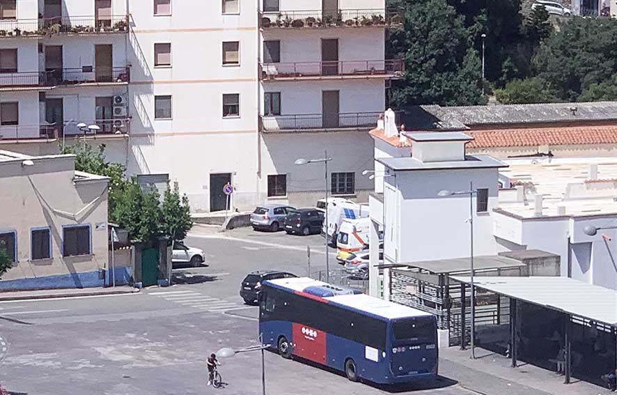 Ozieri, gara di poesia improvvisata in piazza San Sebastiano 1 Piazza San Sebastiano