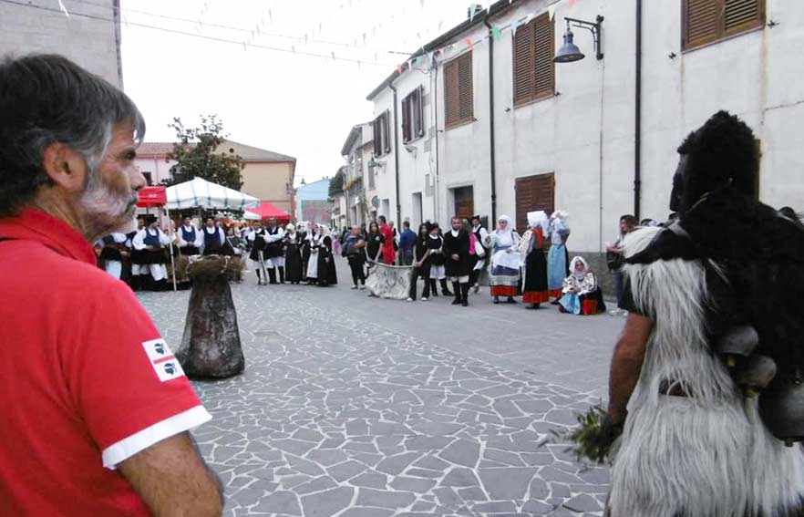 "Dae su Logudoro a su Campidanu", a Ittireddu torna la rassegna folk regionale 2 Rassegna Folk Ittireddu