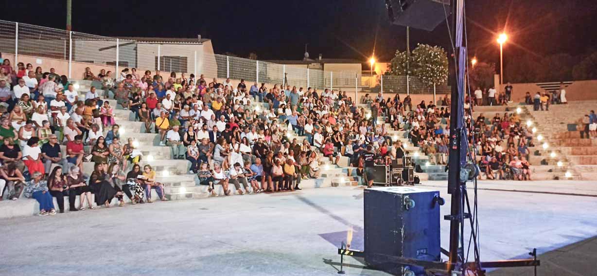 Monti, archiviata con successo la terza edizione del “Concerto lirico sinfonico” 2 Concerto lirico sinfonico pubblico