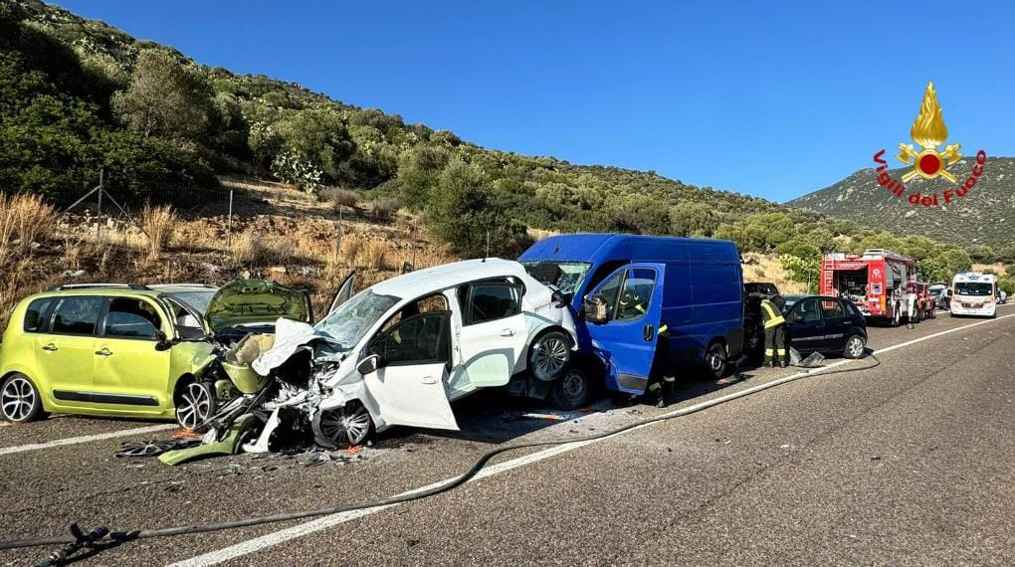 Grave incidente a Maracalagonis, ferite 9 persone 1 Incidente Maracalagonis