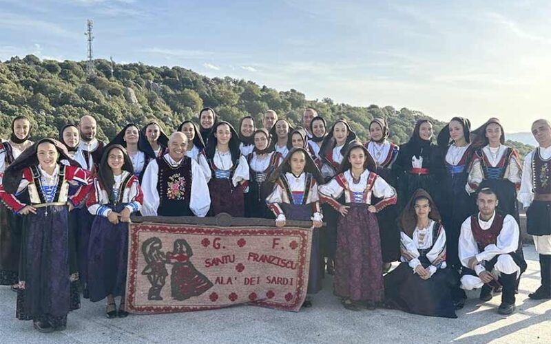 Gruppo Folk Santu Franziscu Ala dei Sardi