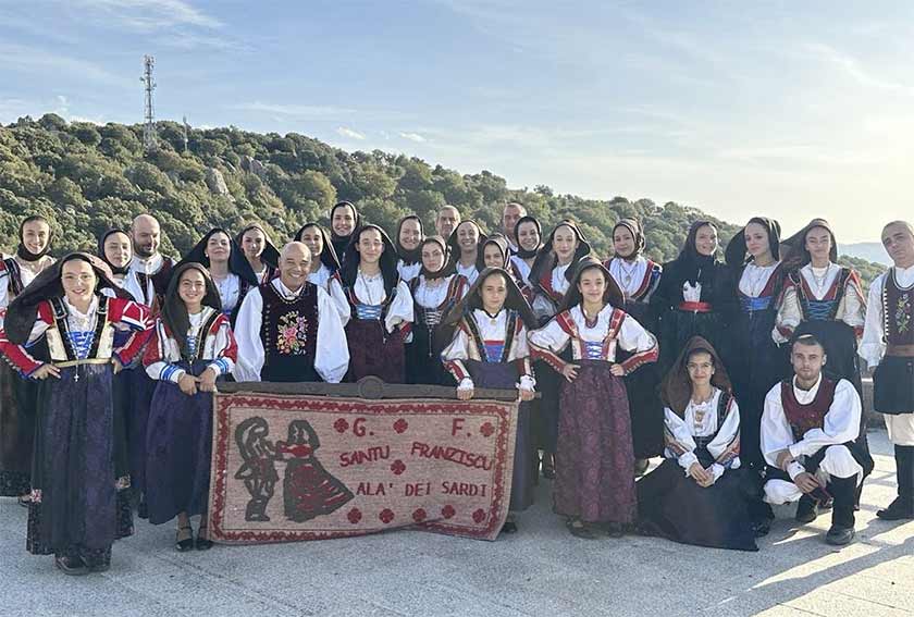 Gruppo Folk Santu Franziscu Ala dei Sardi
