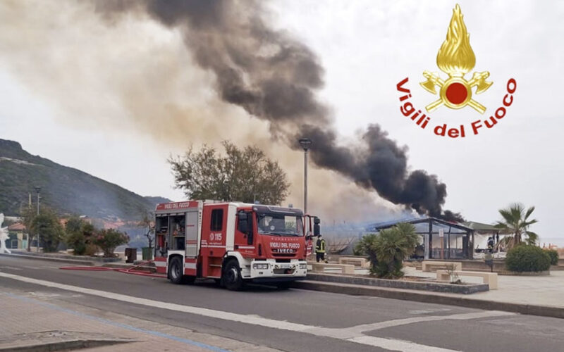 Incendio locale Bosa