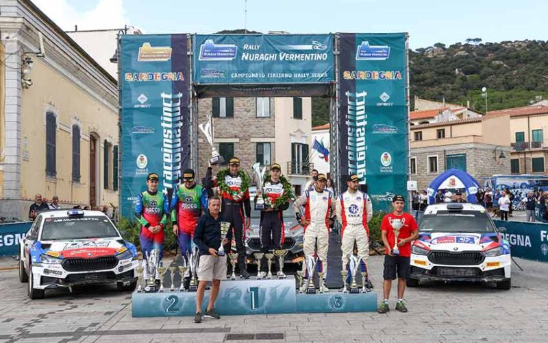 Podio Rally dei Nuraghi e del Vermentino
