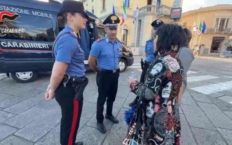 Olbia, una Stazione Mobile dei Carabinieri nel cuore della città 18 Carabinieri Olbia Stazione Mobile