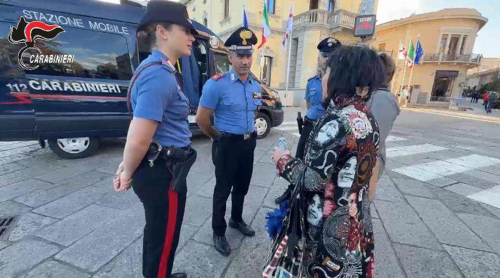 Olbia, una Stazione Mobile dei Carabinieri nel cuore della città 1 Carabinieri Olbia Stazione Mobile
