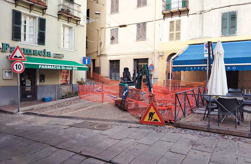 Ozieri, lunedì rubinetti a secco in alcune vie del centro per lavori Abbanoa sulla rete idrica 1 Lavori Abbanoa Ozieri piazza Garibaldi