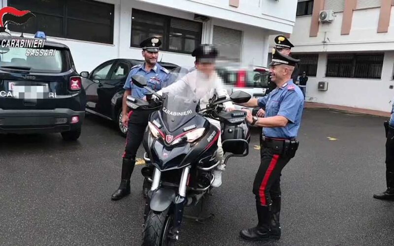 Nicolo visita ai Carabinieri Sassari