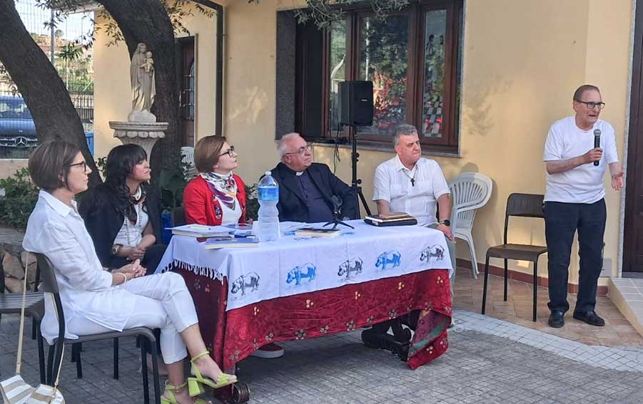A Tula la presentazione del libro su padre Giovanni Deledda, missionario tra le foreste della Birmania 1 Presentazione libro padre Giovanni Deledda