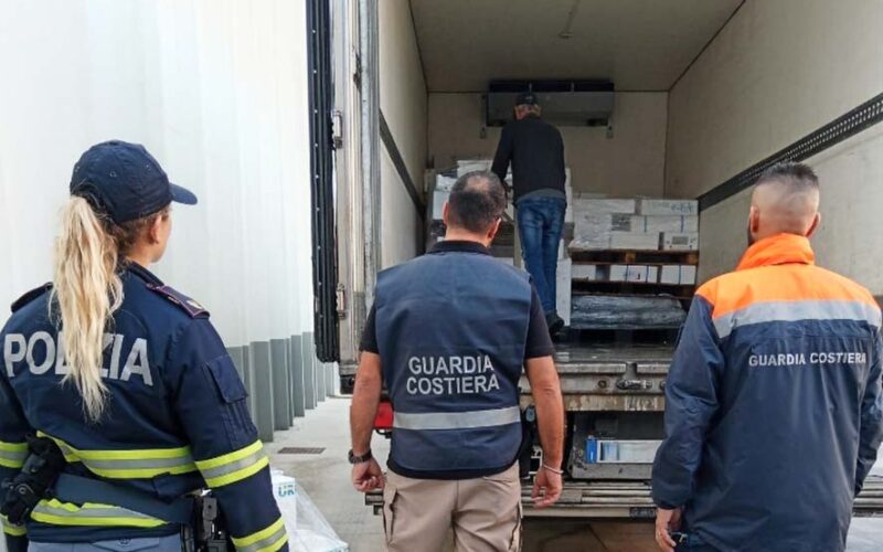 Olbia, sequestrati 400 kg di pesce non tracciato 6 Sequestro prodotti ittici Olbia