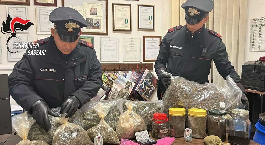 Bonnanaro. Fuge al posto di blocco, i Carabinieri lo arrestano in casa con 8 kg di marijuana 1 Arresto a Bonnanaro