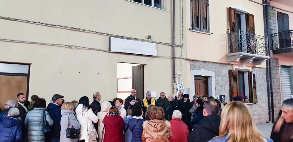 Benetutti ricorda don Michele Satta a 100 anni dalla nascita 2 Inaugurazione auditotium Benetutti a don Michele Satta