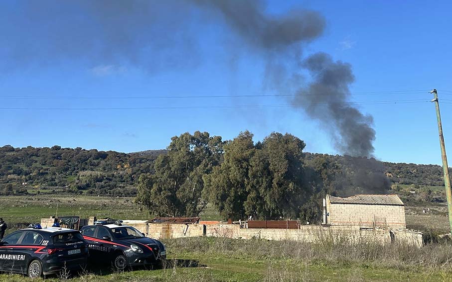 Incendio rifiuti a Macomer arrestate 3 persone