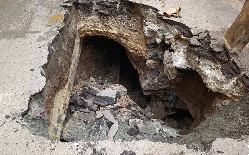 Strada crollata in viale San Francesco a Sassari