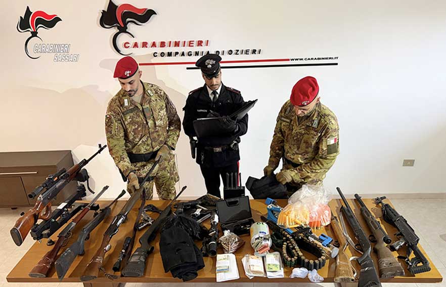 Arsenale da guerra a Oschiri arresto