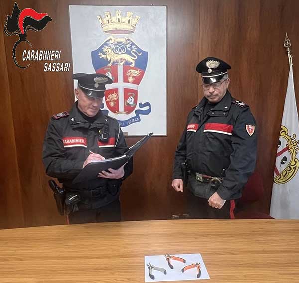 Carabinieri furto supermercato Sassari