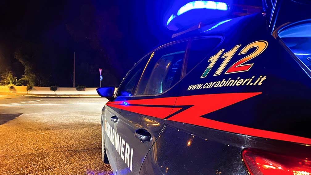 Budoni. Picchia l'ex compagna, intervengono i Carabinieri e finisce in manette 1 Carabinieri notturna