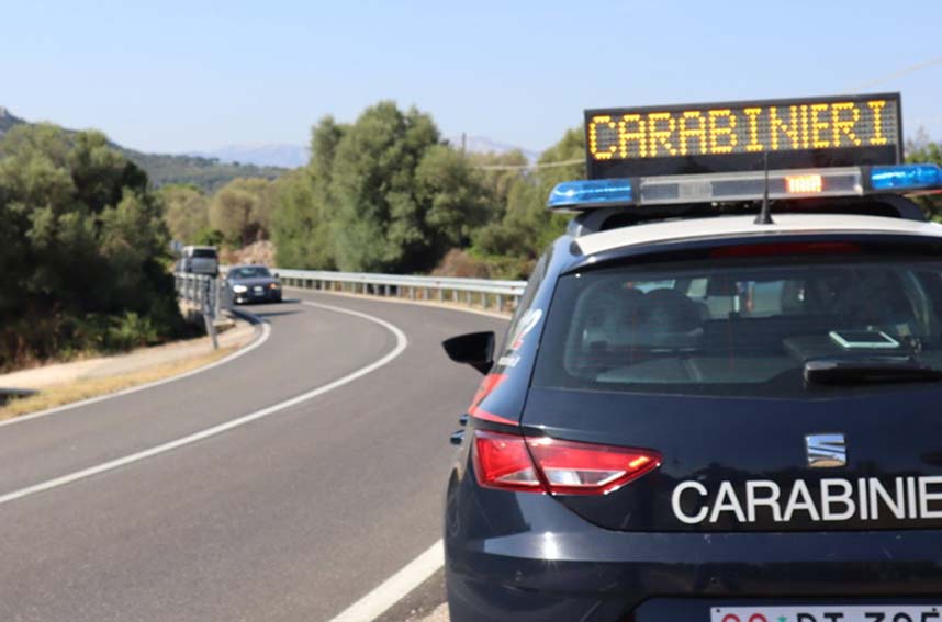 Carabinieri posto di blocco