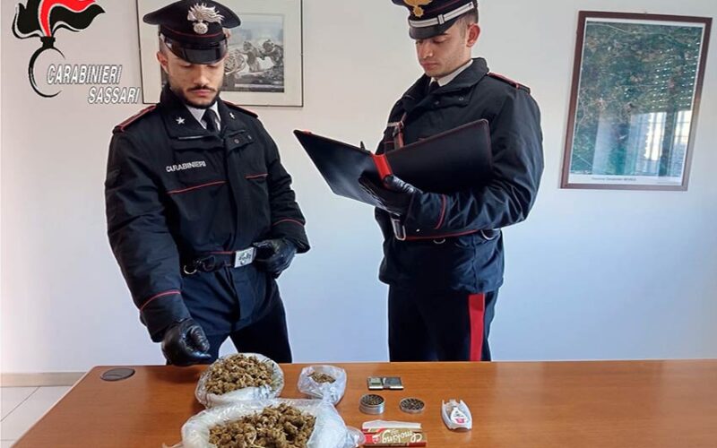 Droga Mores due denunce