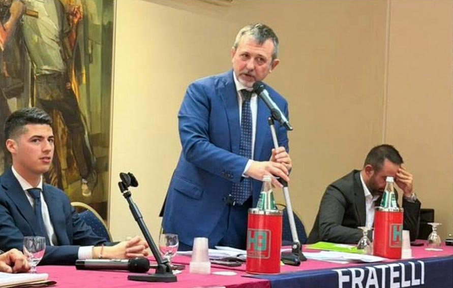Riforma della Giustizia, a Sassari con Delmastro Fratelli d’Italia lancia la campagna per il “Sì” 1 Delmastro Sassari 2