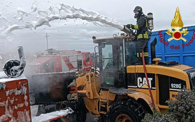 Incendio ecocentro Olbia