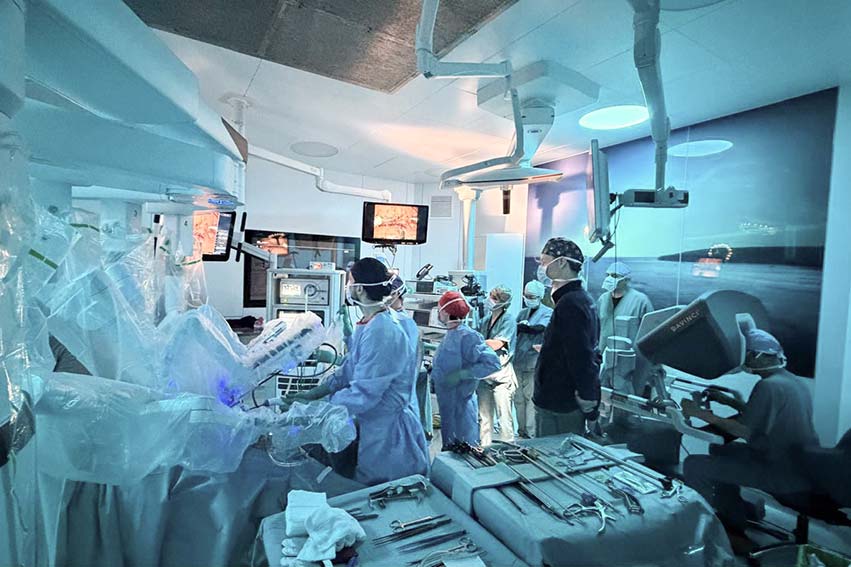 Mater Olbia chirurgia robotica