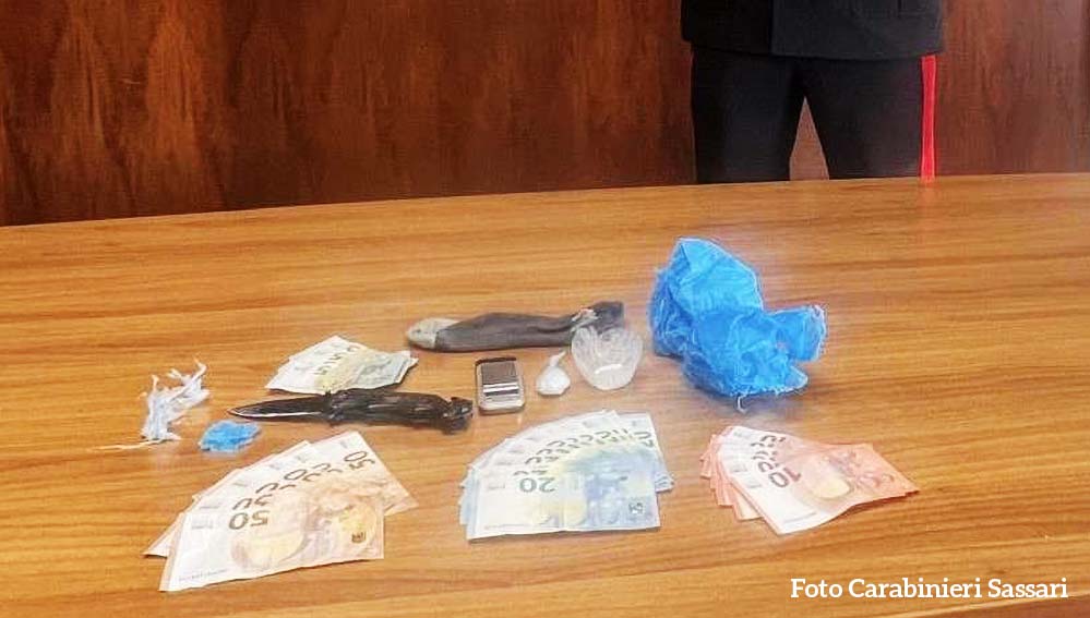 Arresto spsccio Sassari