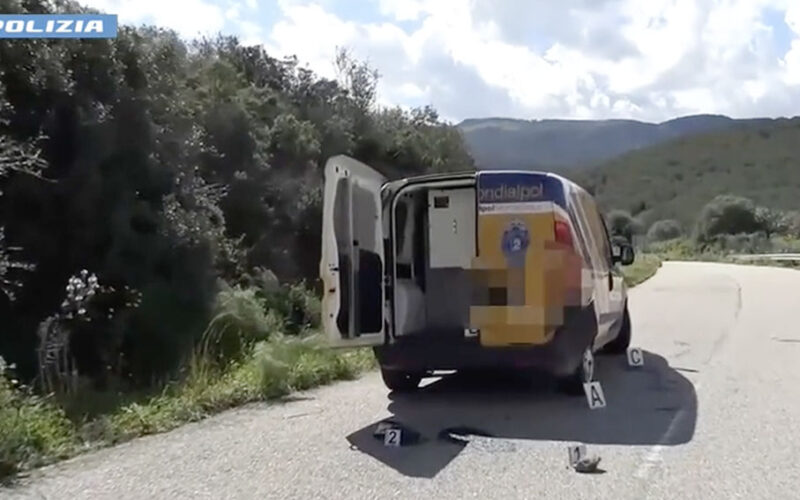 Banda assalti portavalori Nuorese due arresti polizia